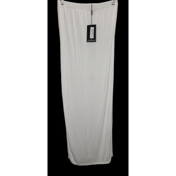 PrettyLittleThing Womens Size 10 White Basic Bandeau Maxi Dress NWT - Picture 1 of 7